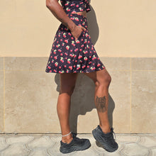 Ladda upp bild till gallerivisning, Black Cherry Byxkjol