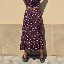 Ladda upp bild till gallerivisning, Black Cherry Lång Byxkjol