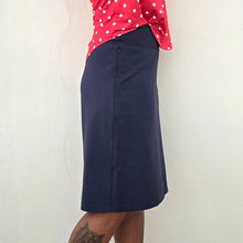 Ladda upp bild till gallerivisning, Midnight Knälång Zip-kjol med Innershorts