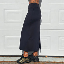 Ladda upp bild till gallerivisning, Svart Lång Zip-kjol med Innershorts