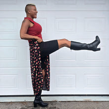 Lataa kuva Galleria-katseluun, Mustat kirsikkaiset pitkät culottes-housut