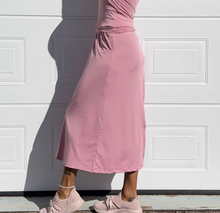 Lataa kuva Galleria-katseluun, Soft Rose Långkjol