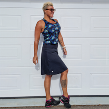 Ladda upp bild till gallerivisning, Linne Dark Floral