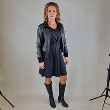 Ladda upp bild till gallerivisning, Klänning svart