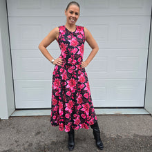 Ladda upp bild till gallerivisning, Winery Floral Linne
