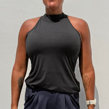 Lataa kuva Galleria-katseluun, Svart Linne med Hög Hals
