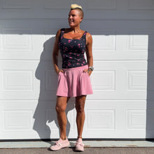 Lataa kuva Galleria-katseluun, Soft Rose Kort Byxkjol
