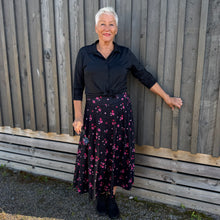 Ladda upp bild till gallerivisning, Svart Blus
