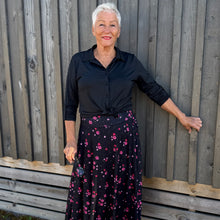 Ladda upp bild till gallerivisning, Svart Blus
